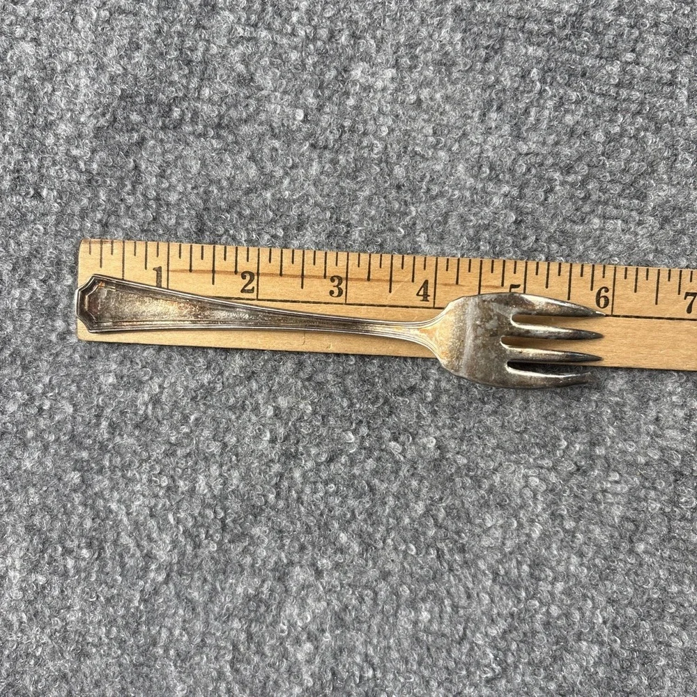 Vintage Oneida Lexington Salad Forks Set of 5 Silverplate Pat 15 Art Deco